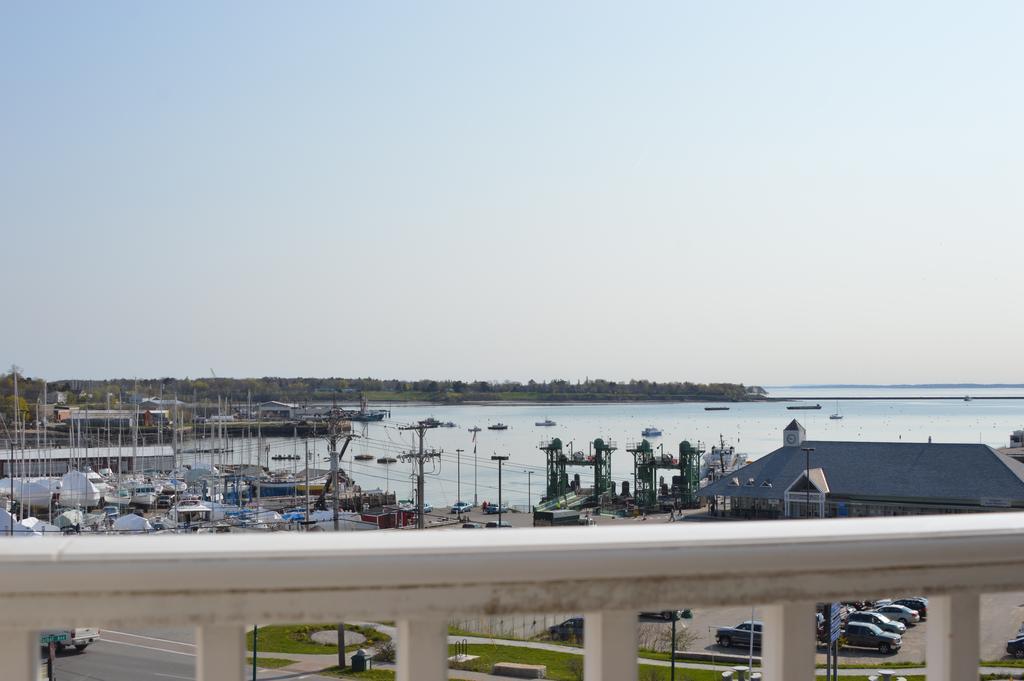 Rockland Harbor Hotel Exterior photo